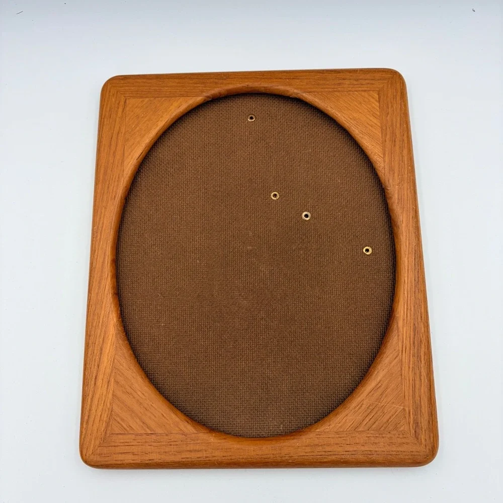 Wood Oval Picture Frame Display Stand Made in Thailand - Picture 1 of 8